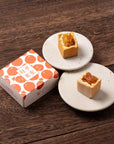 Pineapple Cake and Apple Cake (1pcs each) - packaging with individual item