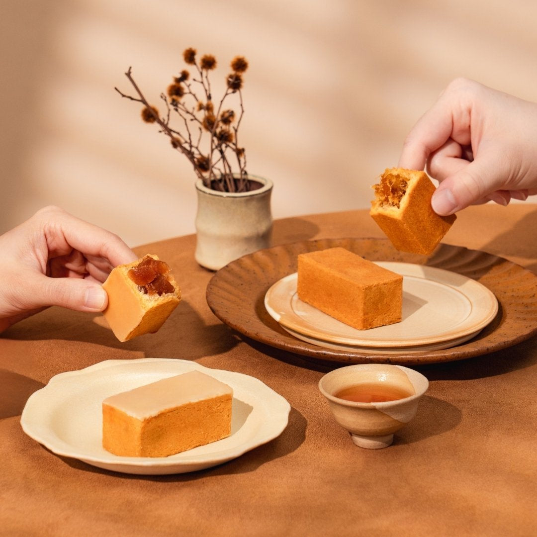 Pineapple Cake + Apple Cake Mid-Autumn Gift Set | SunnyHills Singapore