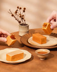 Double Prosperity Mid-Autumn Gift Box (Pineapple Cake 5pcs + Apple Cake 5pcs)