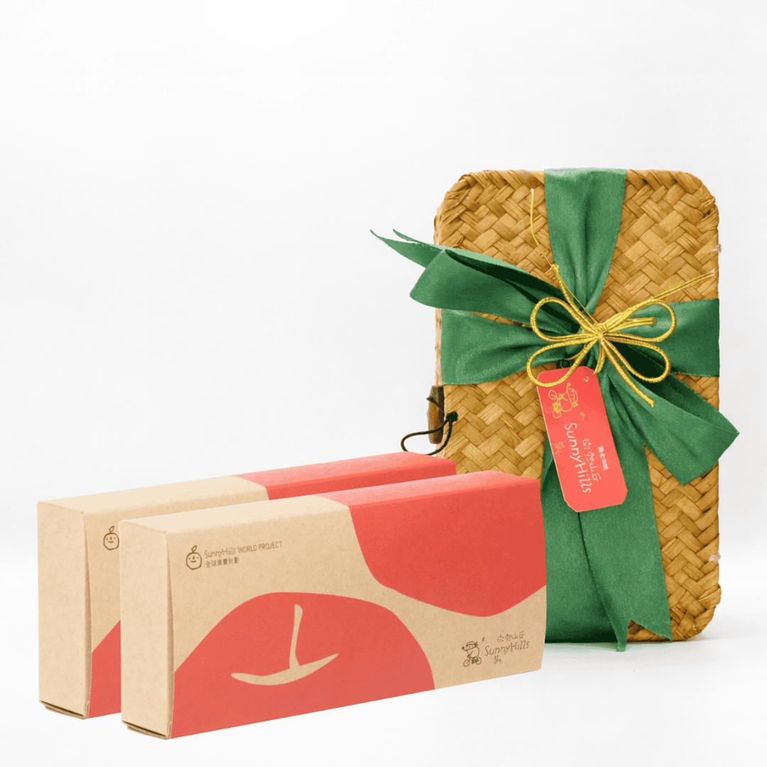 Pineapple Cake/ Apple Cake 5pcs - 2 Box Bundle with Rattan Box