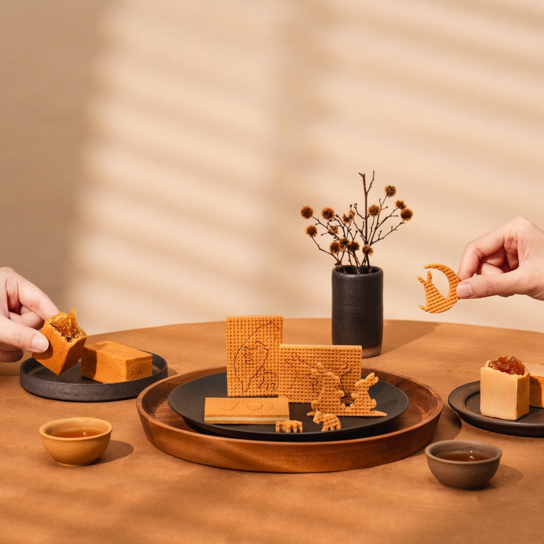 Signature Assorted Mid-Autumn Gift Set (Pineapple, Apple, Banana) [PREORDER]