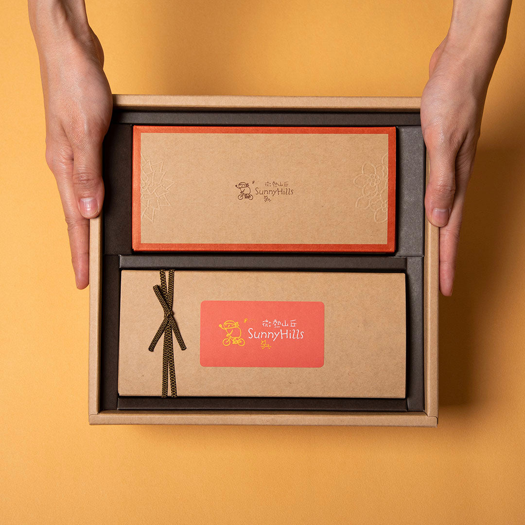 Lucky 7 Mooncake Mid-Autumn Gift Box (Mooncake 2pcs + Pineapple Cake 5pcs) [Best-Before: 15 Oct]