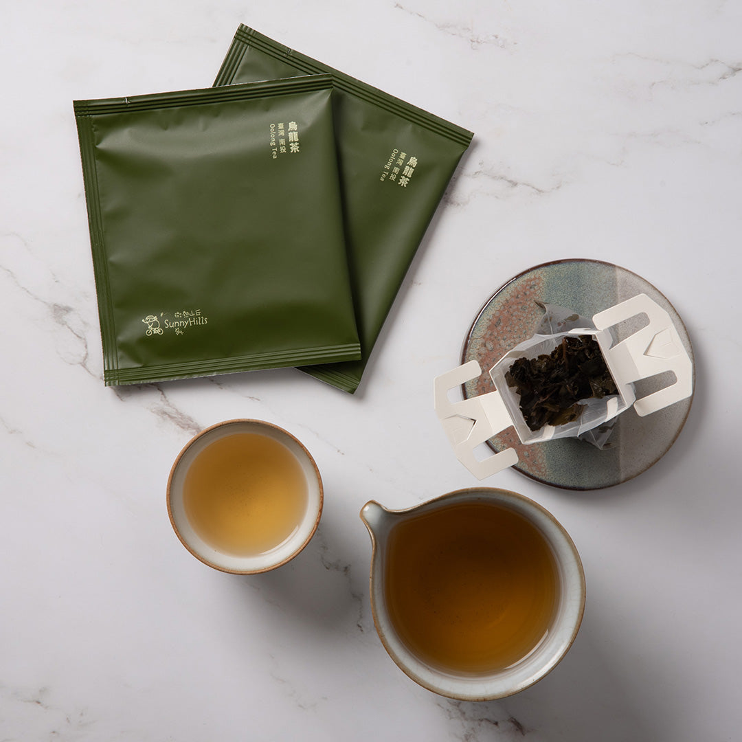 Moon Gazing Mid-Autumn Tea Gift Box (Mooncake 2pcs + Oolong Tea 5 drip bags) [PREORDER]