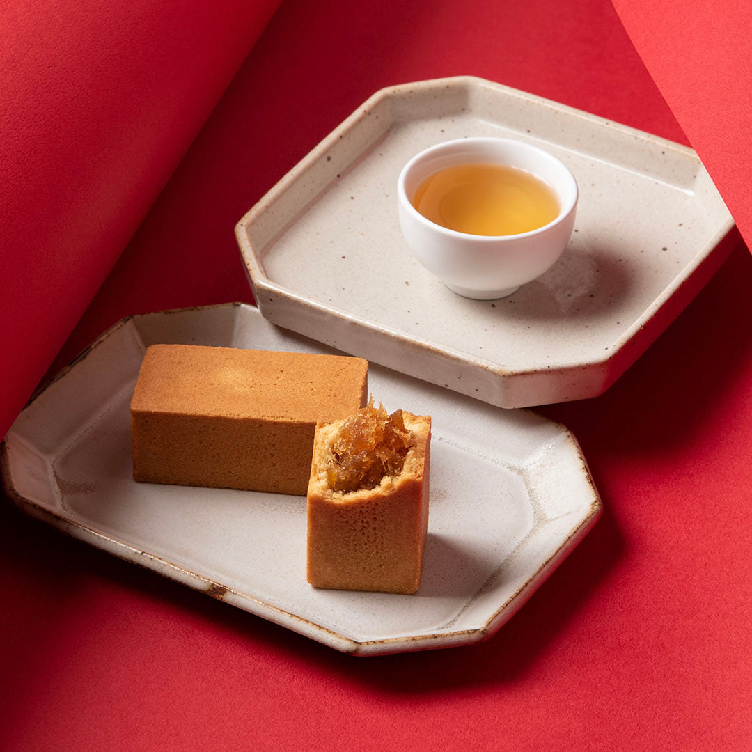 Pineapple Cake + Oolong Tea Gift Box